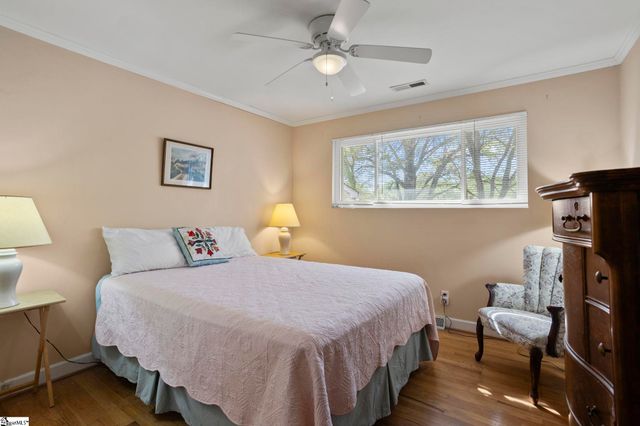 126 Shannon Lake Circle, Greenville, SC 29615