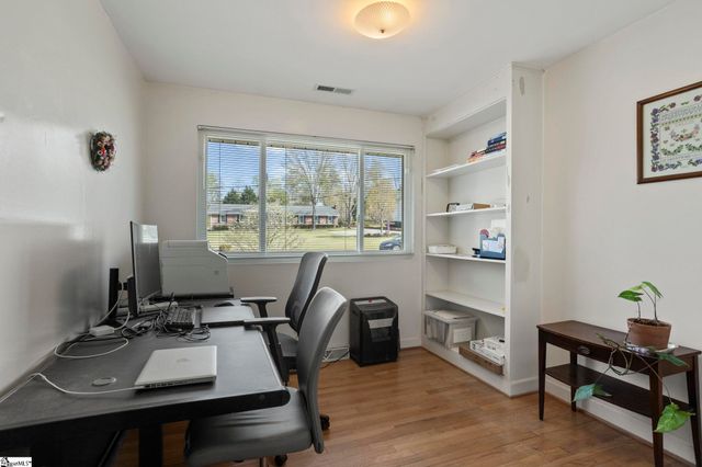 126 Shannon Lake Circle, Greenville, SC 29615