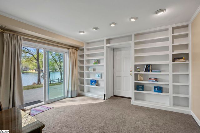 126 Shannon Lake Circle, Greenville, SC 29615