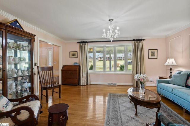 126 Shannon Lake Circle, Greenville, SC 29615