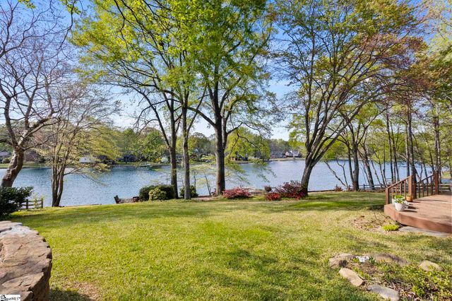 126 Shannon Lake Circle, Greenville, SC 29615
