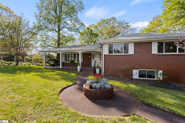 126 Shannon Lake Circle, Greenville, SC 29615