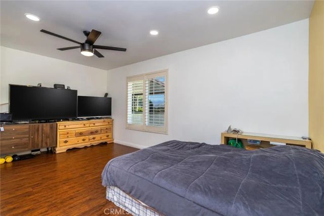19716 Avenue Of The Oaks, Newhall, CA 91321