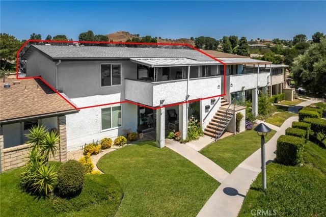 19716 Avenue Of The Oaks, Newhall, CA 91321