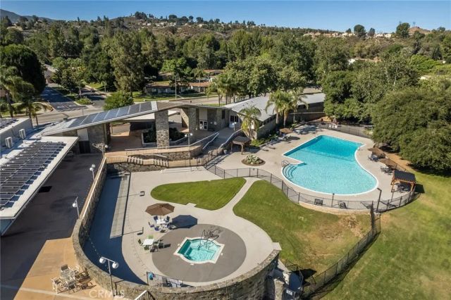 19716 Avenue Of The Oaks, Newhall, CA 91321