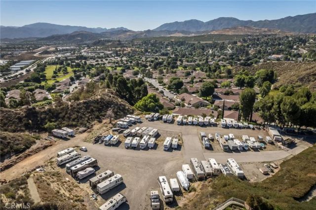 19716 Avenue Of The Oaks, Newhall, CA 91321