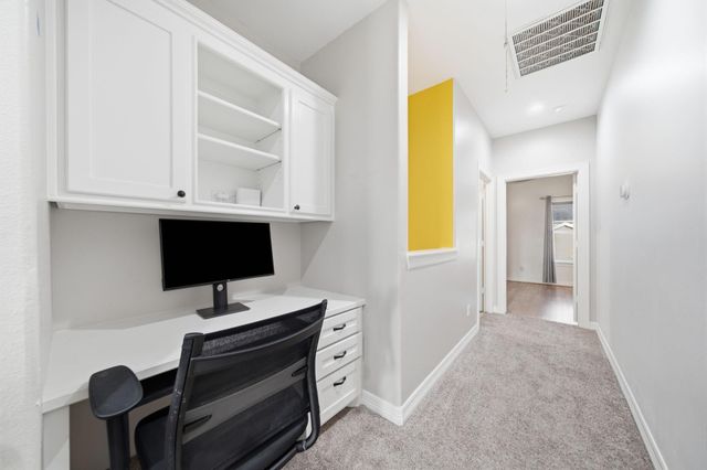 907 Lawrence Street, Houston, TX 77008