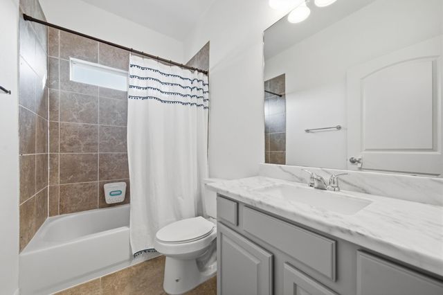 907 Lawrence Street, Houston, TX 77008