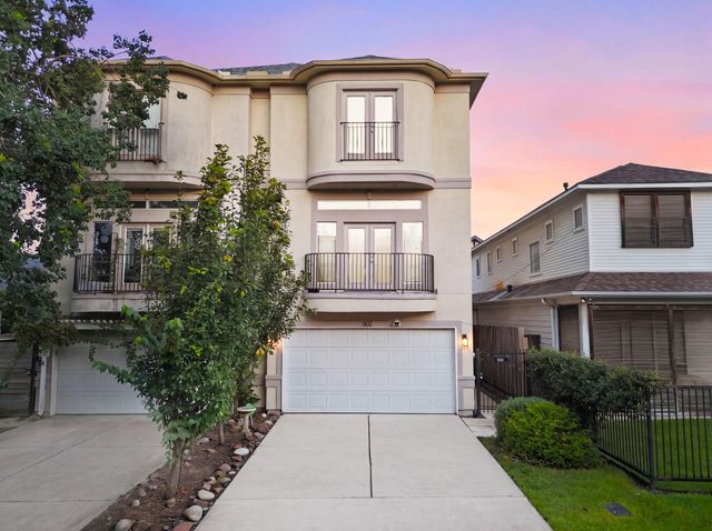 907 Lawrence Street, Houston, TX 77008