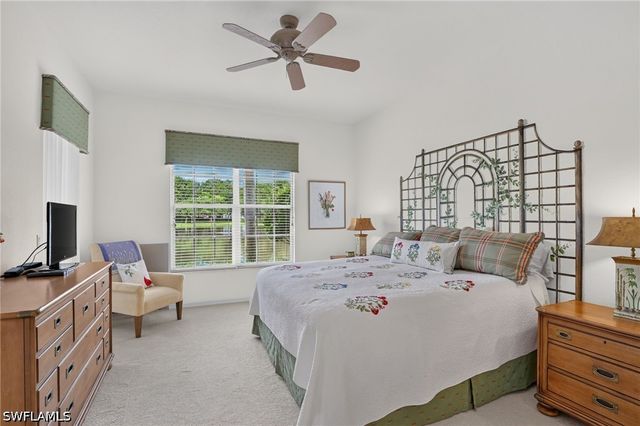 1867 Seville BLVD 411, Naples, FL 34109