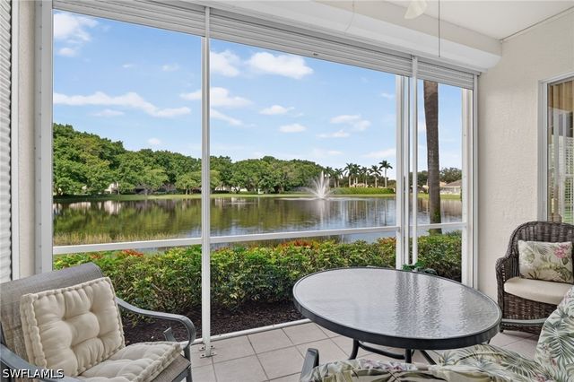 1867 Seville BLVD 411, Naples, FL 34109