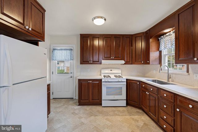4414 SHARON DR, Wilmington, DE 19808