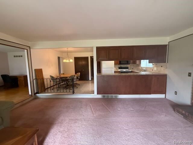 14322 Four Lakes Drive, Sterling Heights, MI 48313