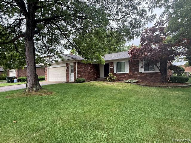 14322 Four Lakes Drive, Sterling Heights, MI 48313