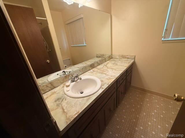 14322 Four Lakes Drive, Sterling Heights, MI 48313