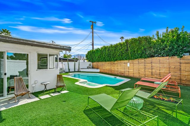 1655 Tamarisk Road, Palm Springs, CA 92262