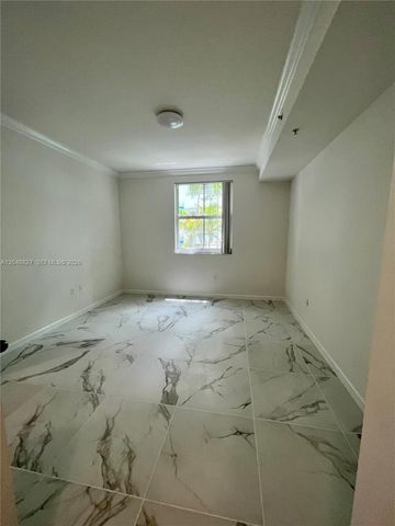 9172 Collins Ave 214, Surfside, FL 33154
