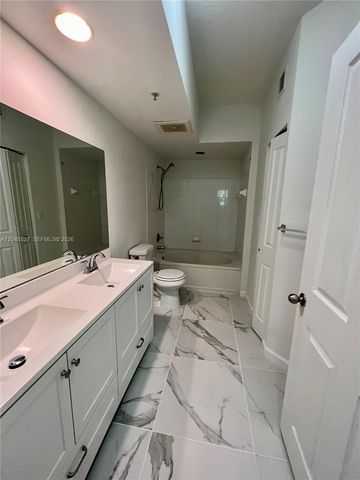9172 Collins Ave 214, Surfside, FL 33154