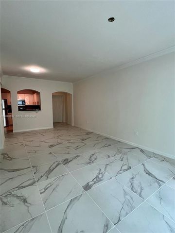 9172 Collins Ave 214, Surfside, FL 33154