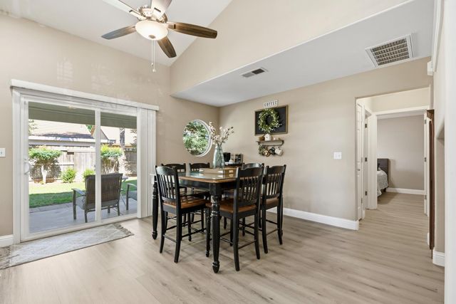 5413 Flintridge Ct, Riverbank, CA 95367