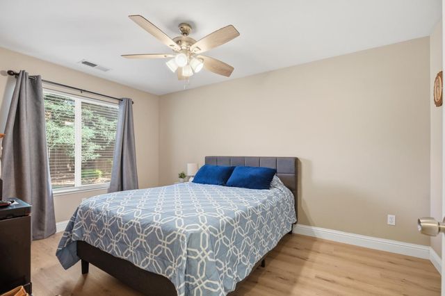 5413 Flintridge Ct, Riverbank, CA 95367