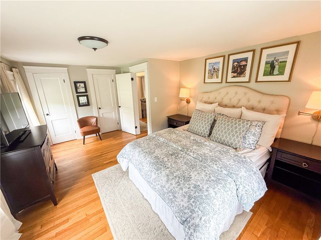 737 Danielson Pike, Scituate, RI 02857