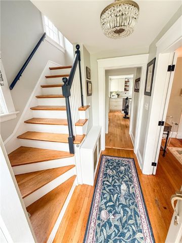 737 Danielson Pike, Scituate, RI 02857