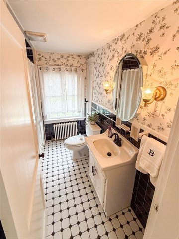 737 Danielson Pike, Scituate, RI 02857