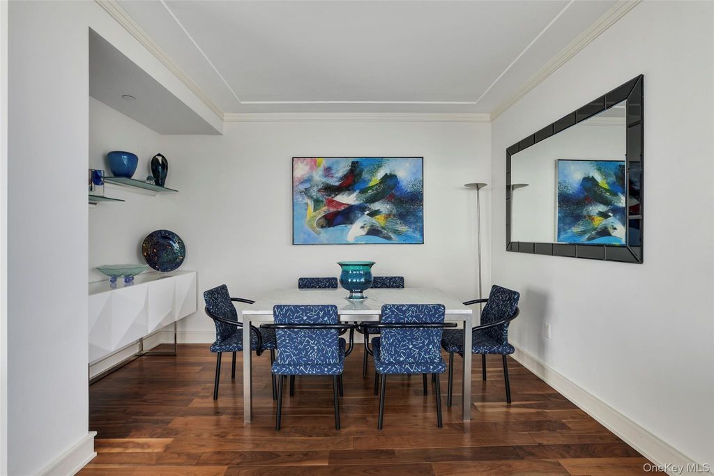 1 Renaissance Square V6G, White Plains, NY 10601 — photo 5