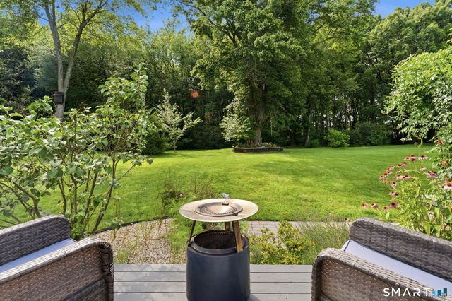 1 Webster Heights, Cromwell, CT 06416