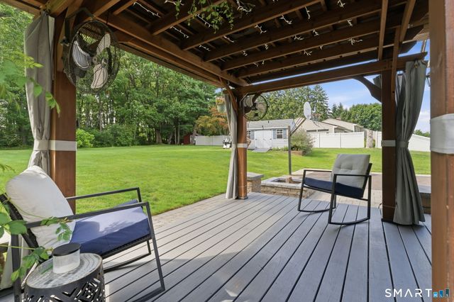 1 Webster Heights, Cromwell, CT 06416