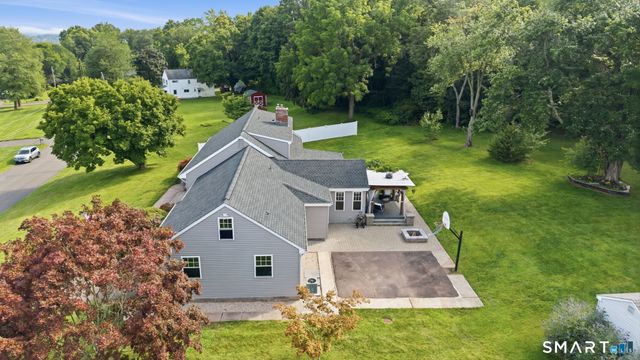 1 Webster Heights, Cromwell, CT 06416