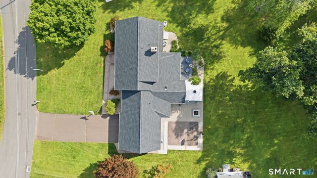 1 Webster Heights, Cromwell, CT 06416