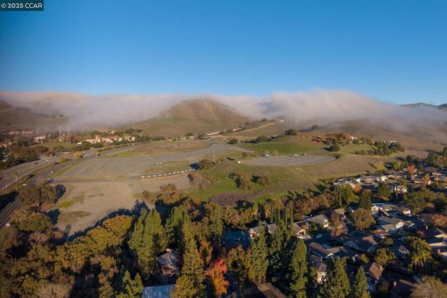 5455 Kirkwood Dr B3, Concord, CA 94521