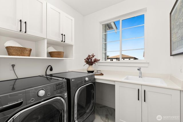 15419 58th Place W, Edmonds, WA 98026
