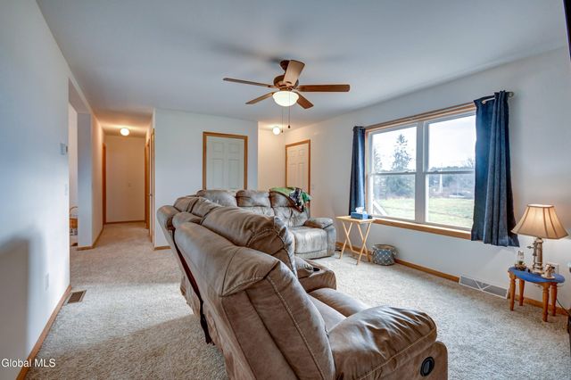 254 Log City Road, Amsterdam, NY 12010