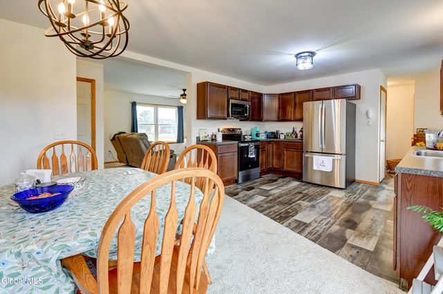 254 Log City Road, Amsterdam, NY 12010