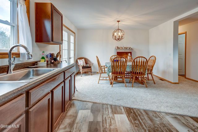 254 Log City Road, Amsterdam, NY 12010