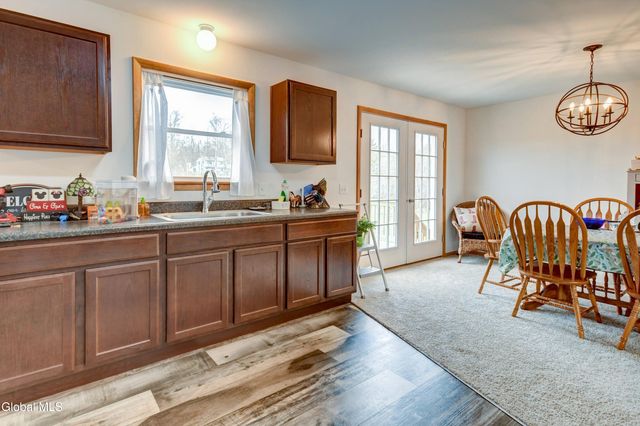 254 Log City Road, Amsterdam, NY 12010