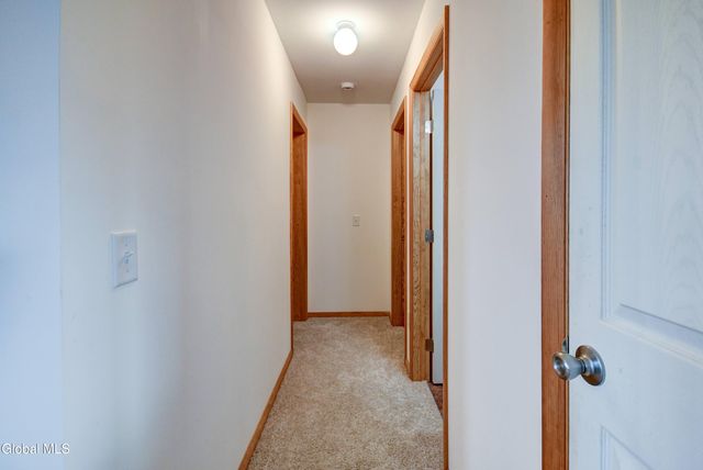 254 Log City Road, Amsterdam, NY 12010