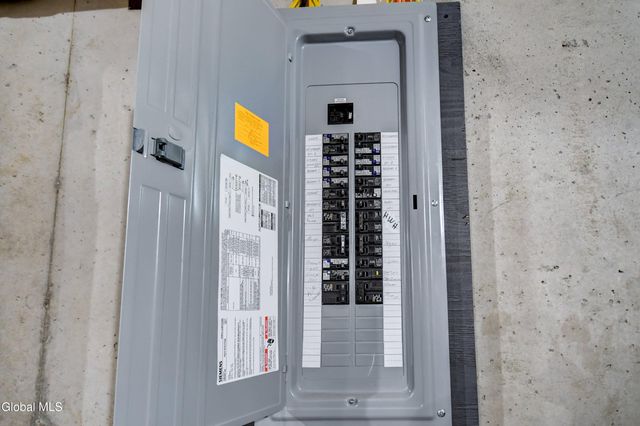 254 Log City Road, Amsterdam, NY 12010