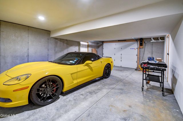 254 Log City Road, Amsterdam, NY 12010