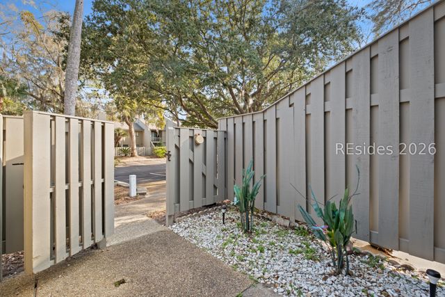 13 Sailmaster Common 13, Hilton Head Island, SC 29928