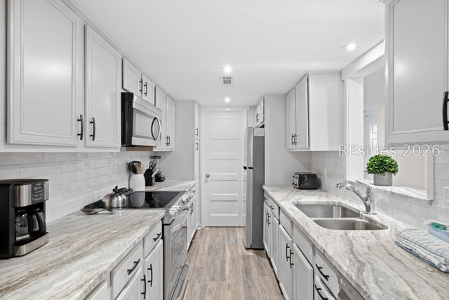 13 Sailmaster Common 13, Hilton Head Island, SC 29928