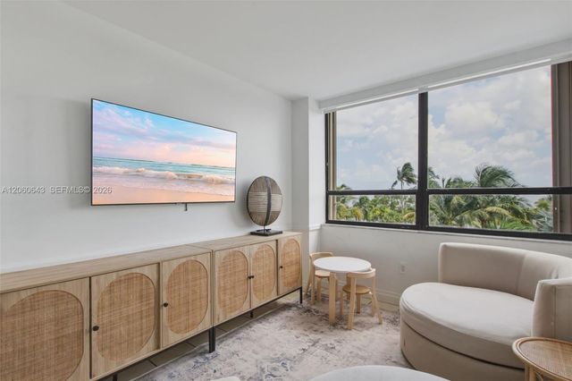 2 Grove Isle Drive B301, Miami, FL 33133