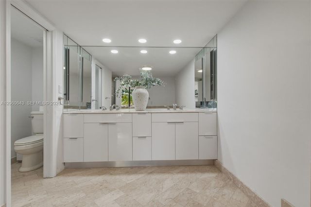 2 Grove Isle Drive B301, Miami, FL 33133