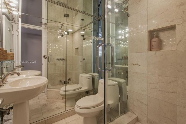 2 Grove Isle Drive B301, Miami, FL 33133