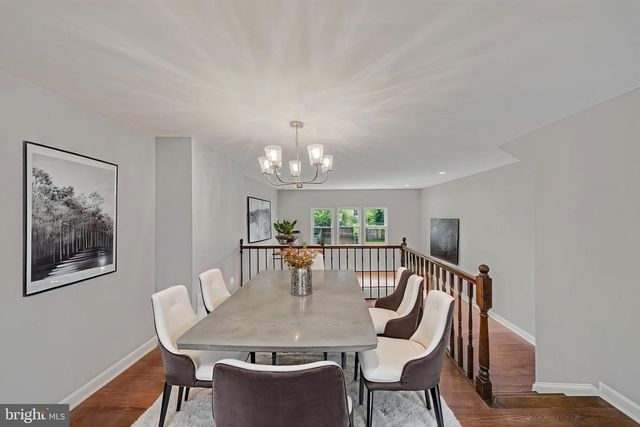 907 BARNABY ST SE, Washington, DC 20032