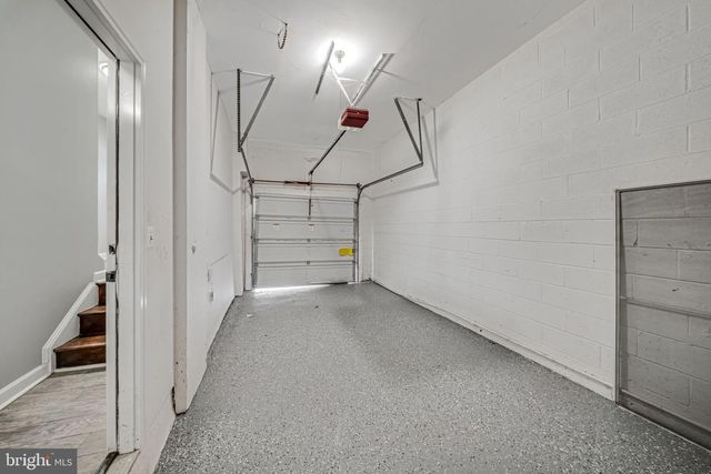 907 BARNABY ST SE, Washington, DC 20032