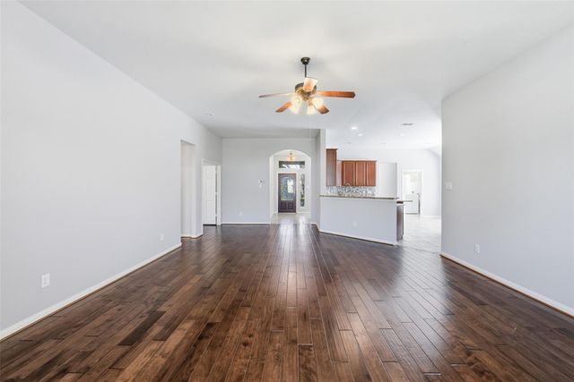 7014 Kendall Lake Ct, Richmond, TX 77407